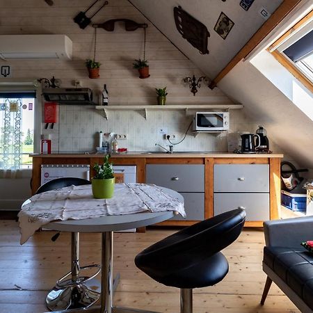 Vakantiehuis Loft Andre Leke エクステリア 写真